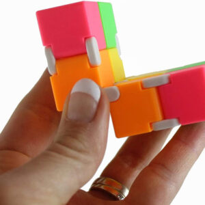 Infinity Flip Cube